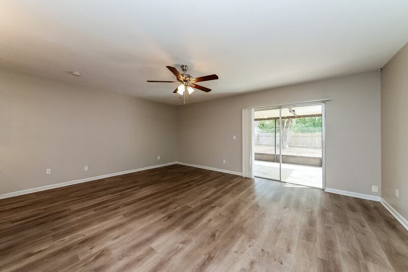 2,055/Mo, 3910 Briarlake Dr Valrico, FL 33596 Living Room View