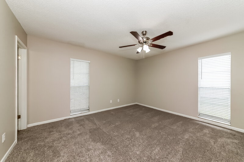 2,055/Mo, 3910 Briarlake Dr Valrico, FL 33596 Main Bedroom View