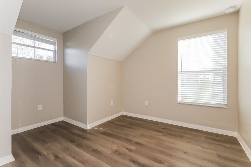 1,905/Mo, 14148 Lemon Yellow Tree Ln Spring Hill, FL 34613 Bedroom View 2