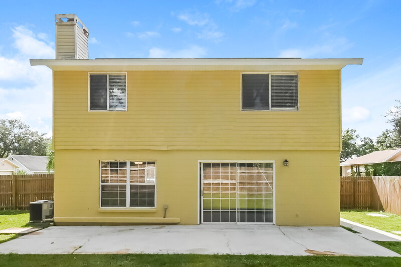 3,320/Mo, 2304 Silver Hill Ct Valrico, FL 33594 Rear View