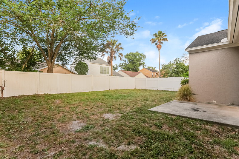 2,290/Mo, 9715 Little Pond Way Tampa, FL 33647 Rear View 2