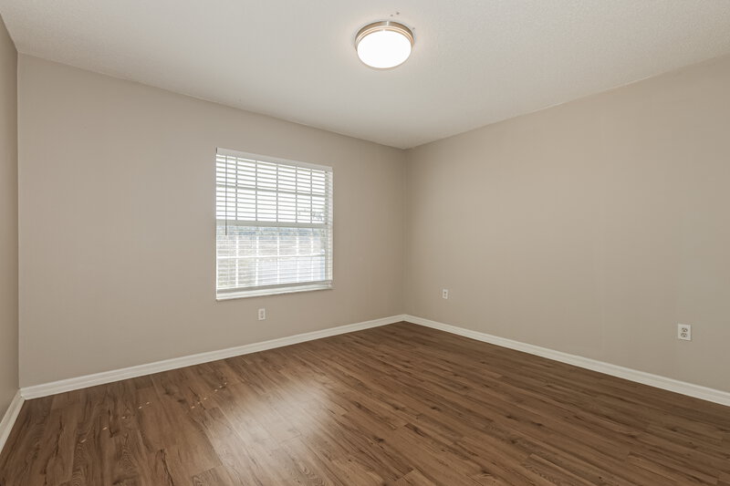 1,910/Mo, 38926 Carr Dr Zephyrhills, FL 33540 Bedroom View 2