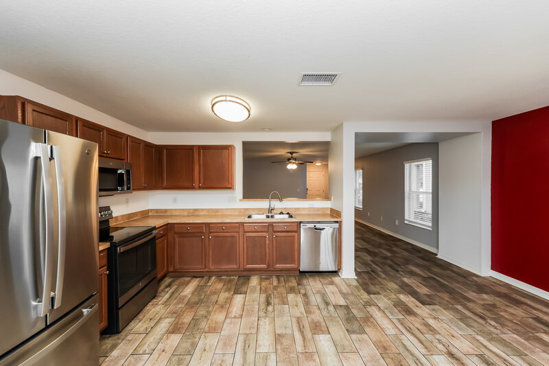 2,065/Mo, 7406 Bridgeview Dr Wesley Chapel, FL 33545 Kitchen View