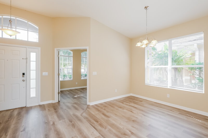 2,545/Mo, 5234 Clover Mist Dr Apollo Beach, FL 33572 Office View