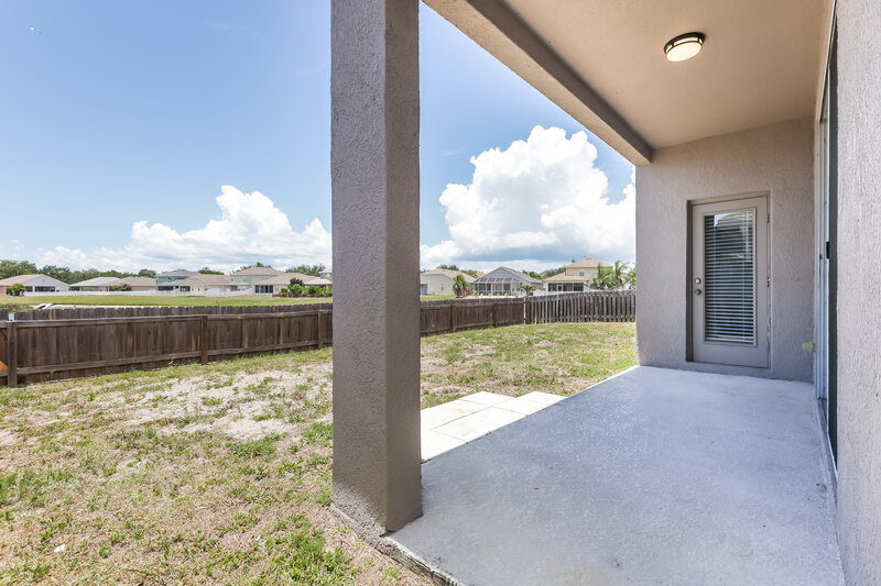 2,315/Mo, 5234 Clover Mist Dr Apollo Beach, FL 33572 Rear View 2