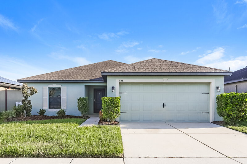2,125/Mo, 920 Wynnmere Walk Ave Ruskin, FL 33570 External View
