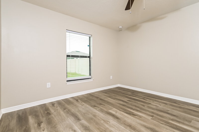 3,340/Mo, 920 Wynnmere Walk Ave Ruskin, FL 33570 Bedroom View 3