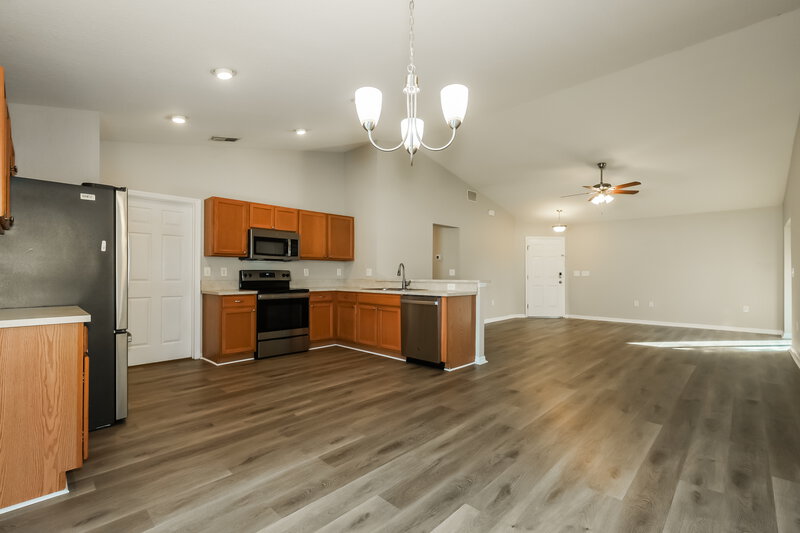 1,840/Mo, 11341 Southwind Lake Dr Gibsonton, FL 33534 Dining Room View