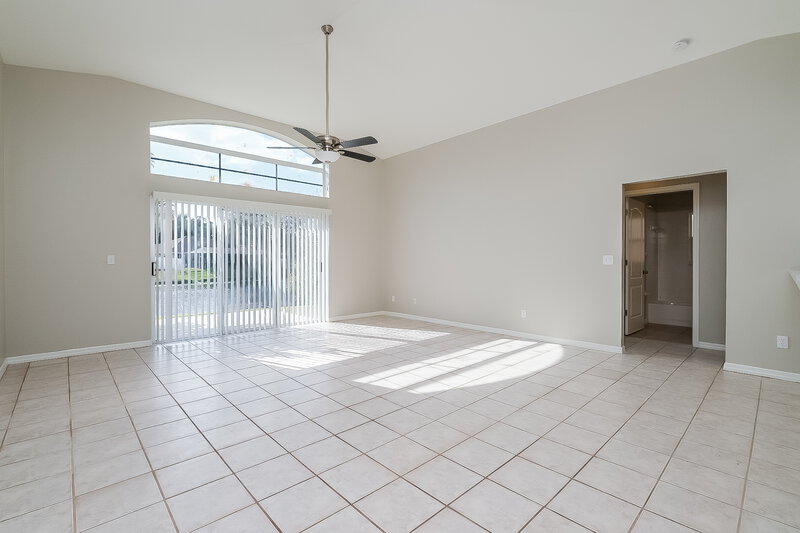 2,400/Mo, 24450 Painter Dr Land O' Lakes, FL 34639 Living Room View