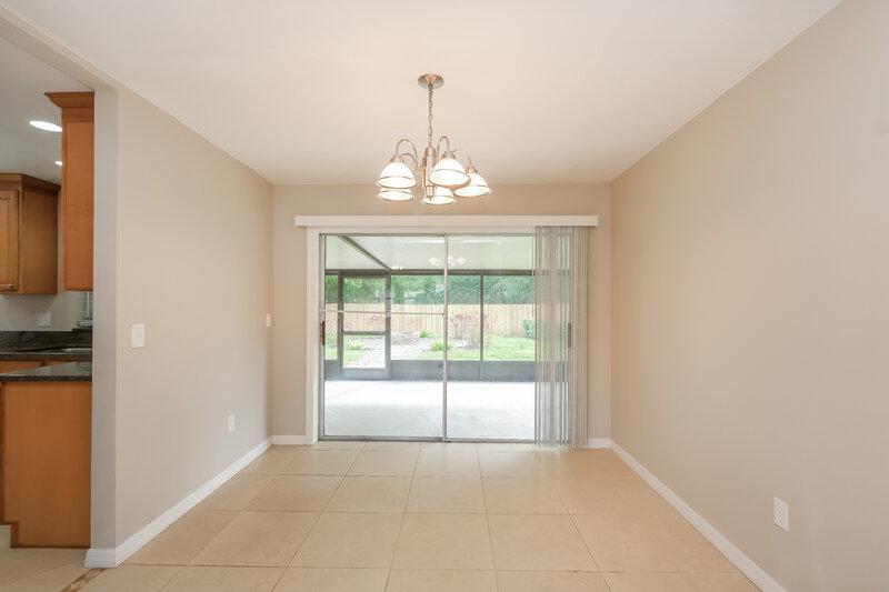 2,560/Mo, 5010 Carrollwood Meadows Dr Tampa, FL 33625 Dining Room View