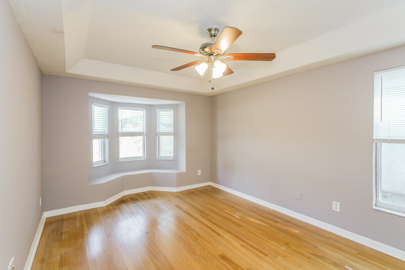 2,135/Mo, 15017 Deer Meadow Dr Lutz, FL 33559 Living Room View 2