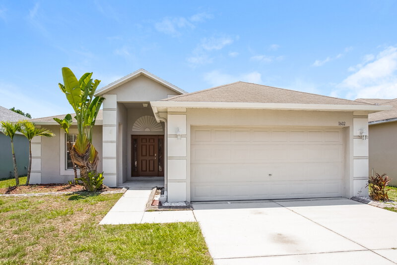 2,065/Mo, 1602 Alhambra Crest Dr Ruskin, FL 33570 External View