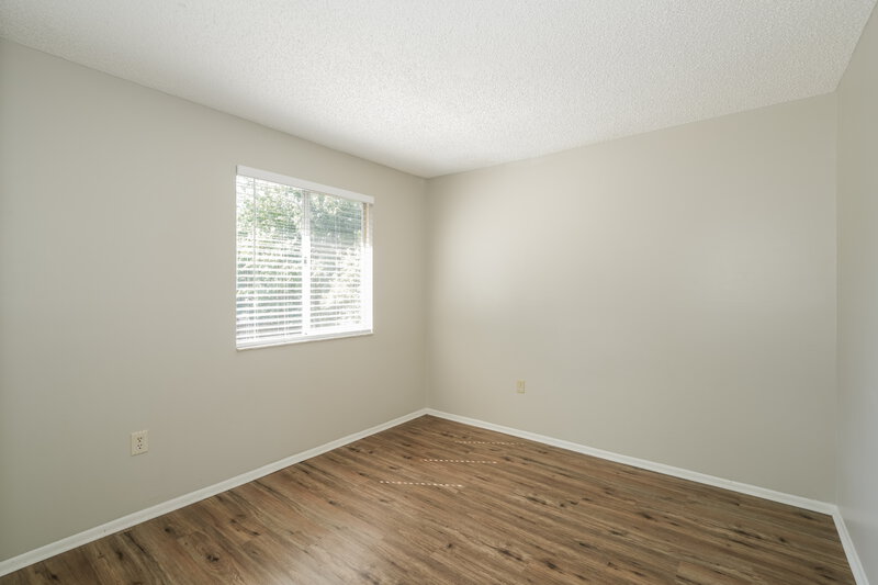 1,785/Mo, 856 Buttercup Dr Lakeland, FL 33801 Bedroom View 2