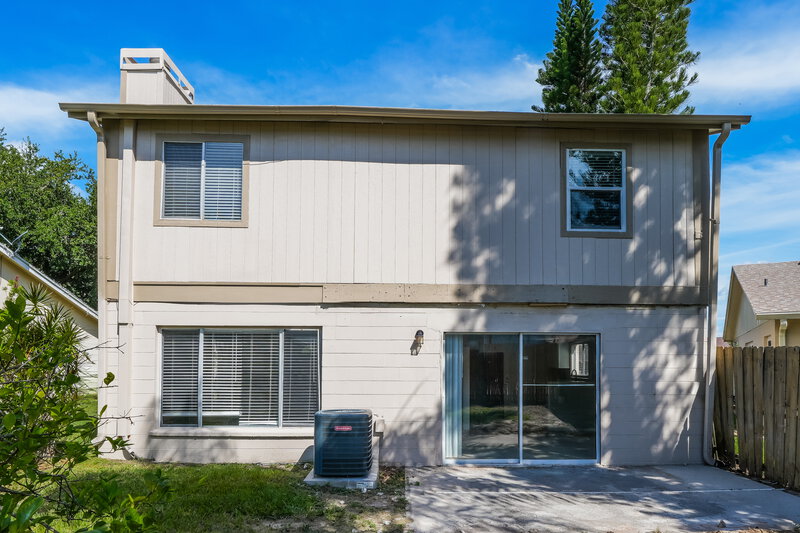 1,785/Mo, 856 Buttercup Dr Lakeland, FL 33801 Rear View