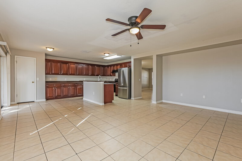 2,600/Mo, 7348 Hunters Greene Circle Lakeland, FL 33810 Family Room View