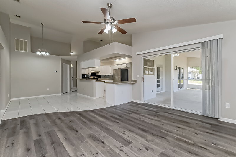 1,890/Mo, 5009 Panther Dr Spring Hill, FL 34607 Living Room View 4