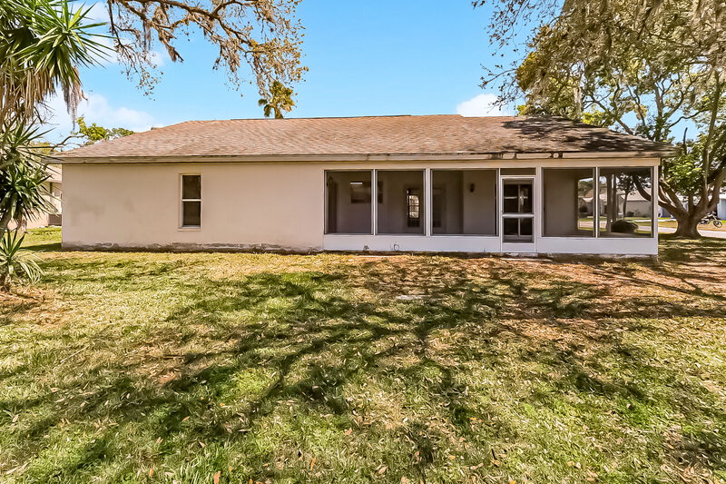 1,890/Mo, 5009 Panther Dr Spring Hill, FL 34607 Rear View