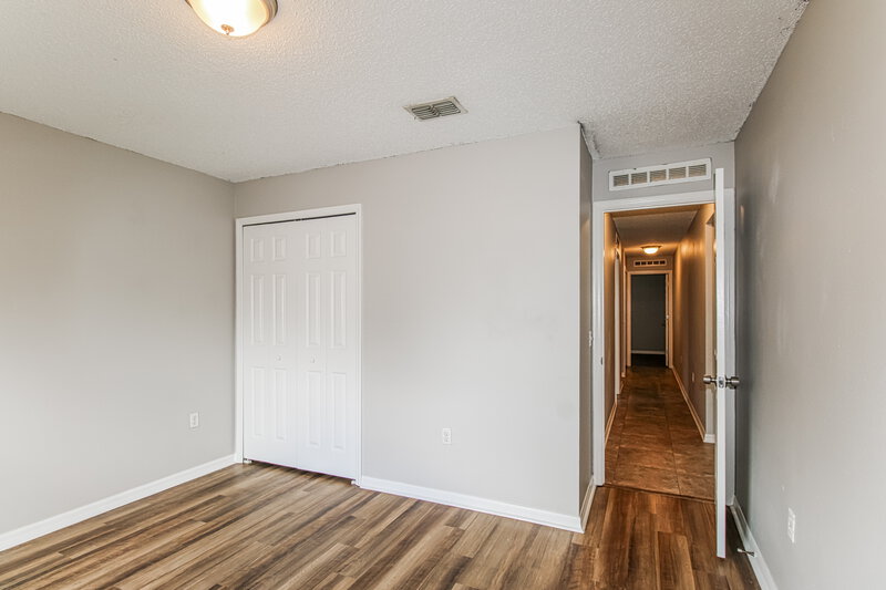 2,200/Mo, 1159 Newcomb Ave Spring Hill, FL 34608 Bedroom View 2