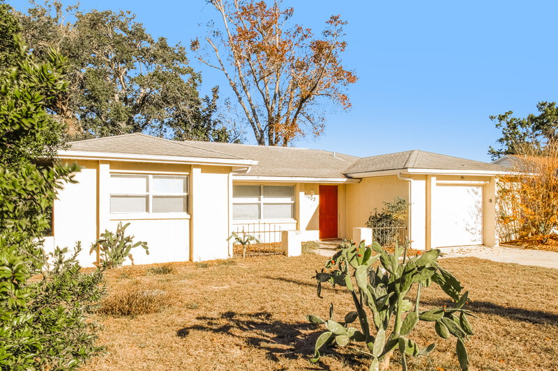 1,655/Mo, 11103 Mayflower Rd Spring Hill, FL 34608 Front View