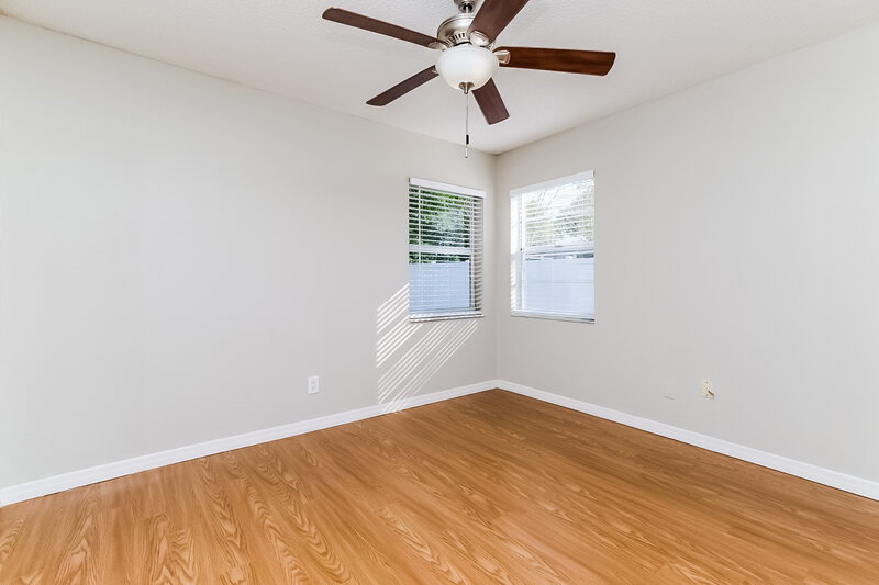 1,885/Mo, 1296 Bentley Ave Spring Hill, FL 34608 Bedroom View 3