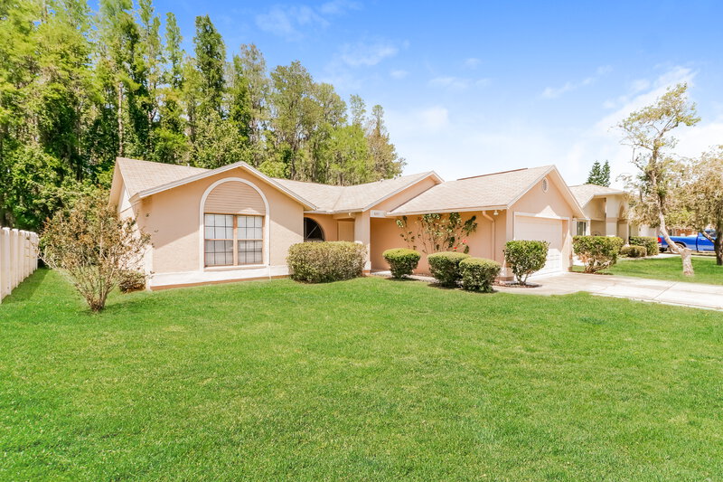 1,955/Mo, 8247 Royal Hart Dr New Port Richey, FL 34653 Front View 2