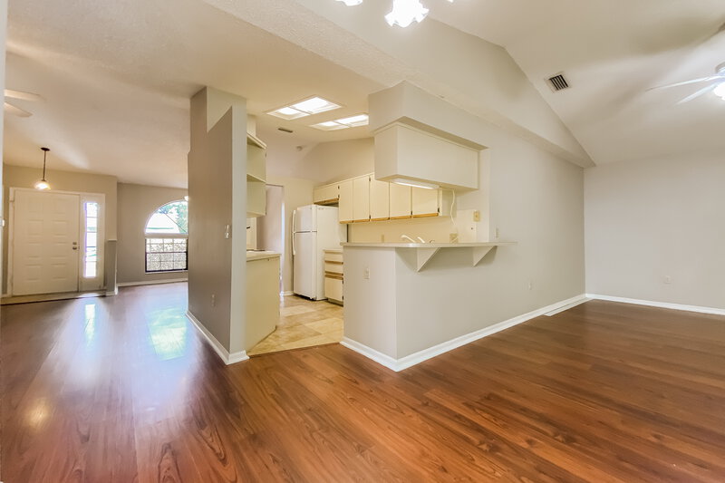 1,955/Mo, 8247 Royal Hart Dr New Port Richey, FL 34653 Kitchen View