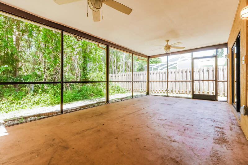 1,955/Mo, 8247 Royal Hart Dr New Port Richey, FL 34653 Sun Room View 3