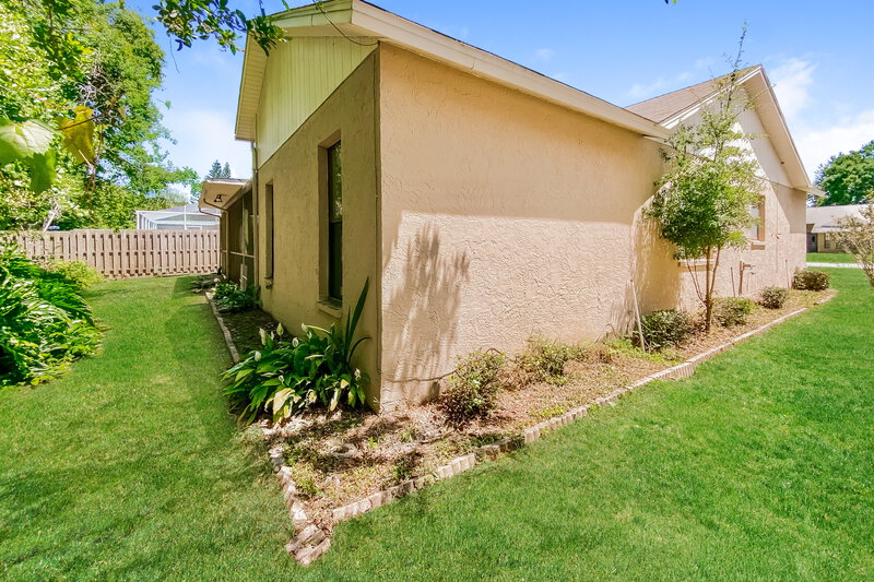 1,955/Mo, 8247 Royal Hart Dr New Port Richey, FL 34653 Rear View 2