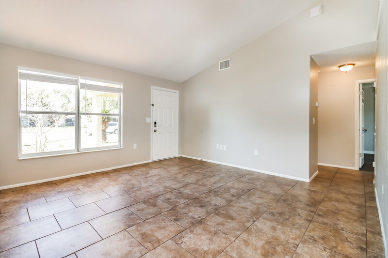 1,900/Mo, 3216 Kismet Ct New Port Richey, FL 34655 Living Room View