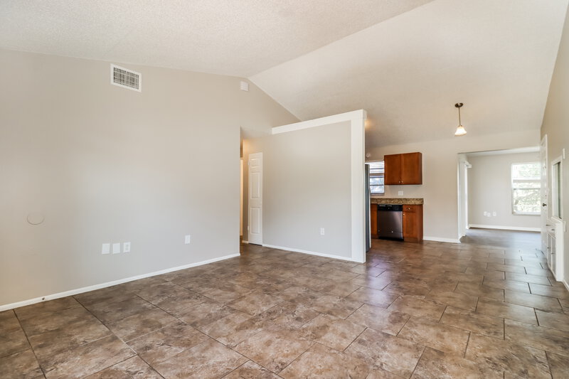 1,900/Mo, 3216 Kismet Ct New Port Richey, FL 34655 Living Room View 2