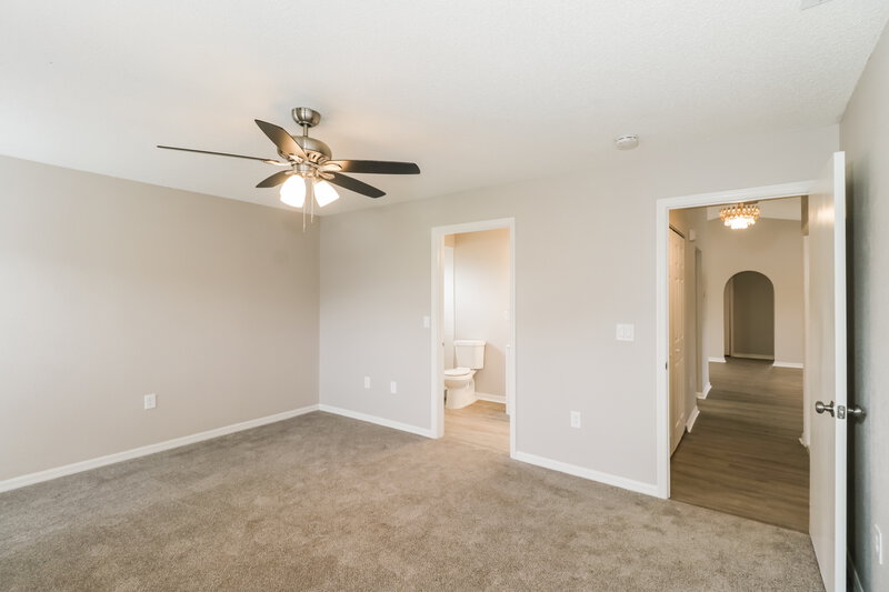 0/Mo, 18614 Parade Rd Hudson, FL 34667 Main Bedroom View