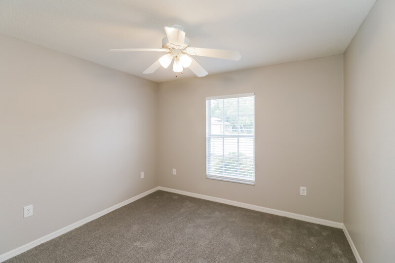 0/Mo, 18614 Parade Rd Hudson, FL 34667 Bedroom View