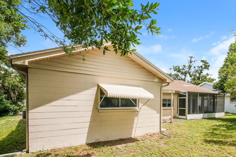 2,115/Mo, 13021 Sirius Ln Hudson, FL 34667 Rear View