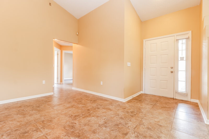 1,805/Mo, 10244 Rainbow Oaks Dr Hudson, FL 34667 Foyer View