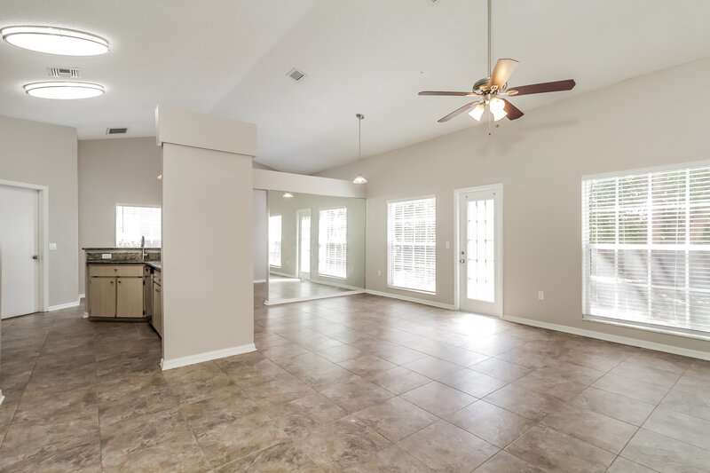 1,880/Mo, 10244 Rainbow Oaks Dr Hudson, FL 34667 Living Room View
