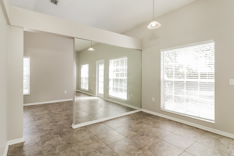 1,880/Mo, 10244 Rainbow Oaks Dr Hudson, FL 34667 Living Room View 3