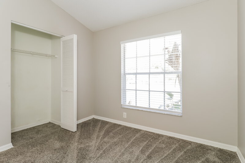 1,880/Mo, 10244 Rainbow Oaks Dr Hudson, FL 34667 Bedroom View 2