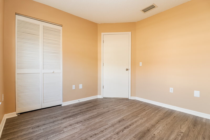 1,805/Mo, 10244 Rainbow Oaks Dr Hudson, FL 34667 Bedroom View 3