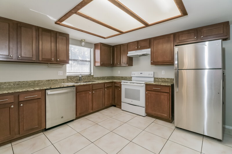 2,235/Mo, 2126 Telogia Ct Holiday, FL 34690 Kitchen View 2