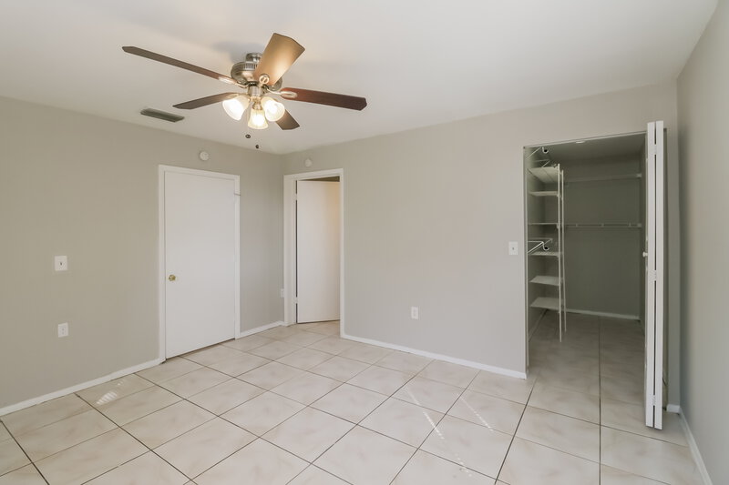 2,235/Mo, 2126 Telogia Ct Holiday, FL 34690 Main Bedroom View 2