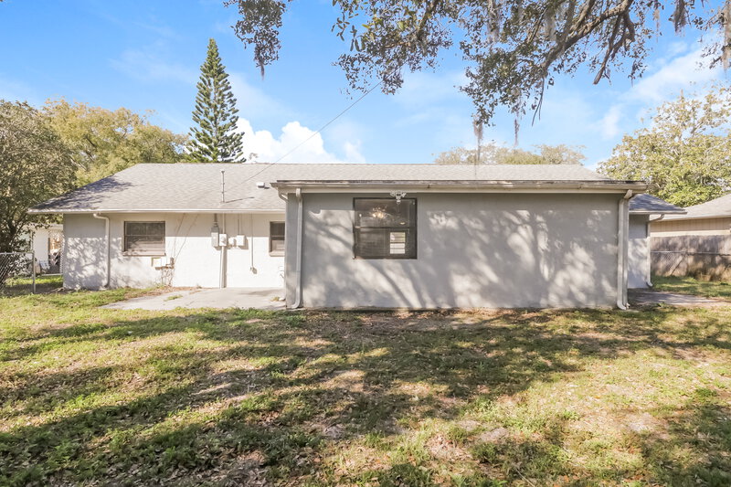 2,235/Mo, 2126 Telogia Ct Holiday, FL 34690 Rear View