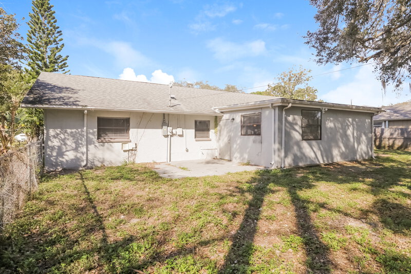 2,235/Mo, 2126 Telogia Ct Holiday, FL 34690 Rear View 2