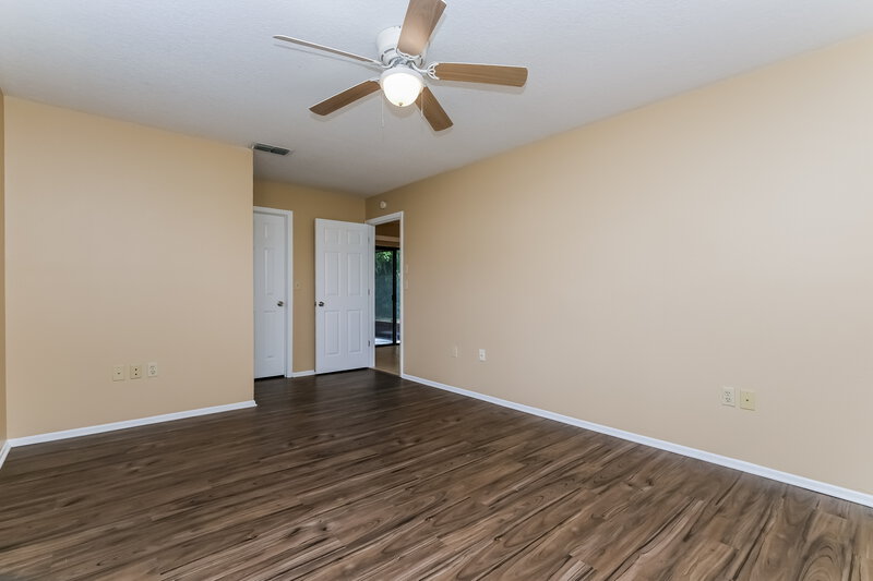 1,865/Mo, 11243 Elgin Blvd Spring Hill, FL 34608 Main Bedroom View 2