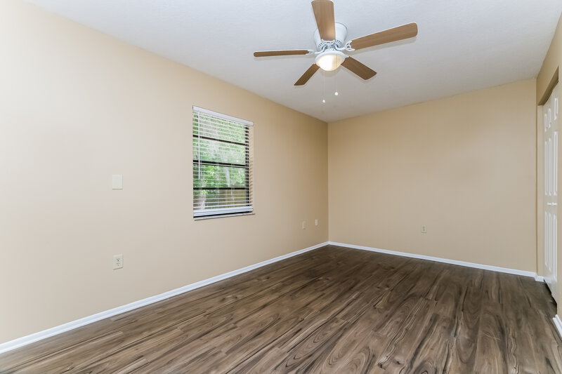 1,865/Mo, 11243 Elgin Blvd Spring Hill, FL 34608 Bedroom View