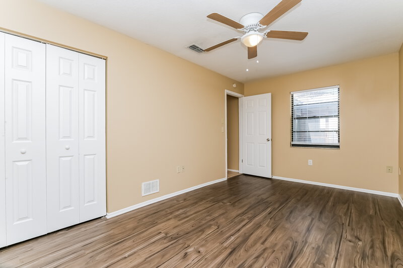 1,865/Mo, 11243 Elgin Blvd Spring Hill, FL 34608 Bedroom View 2