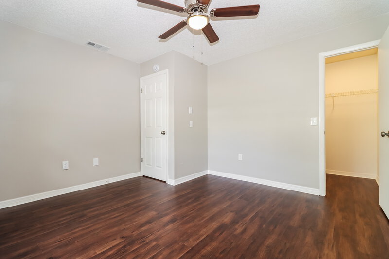 1,915/Mo, 10564 Blythville Rd Spring Hill, FL 34608 Bedroom View 2