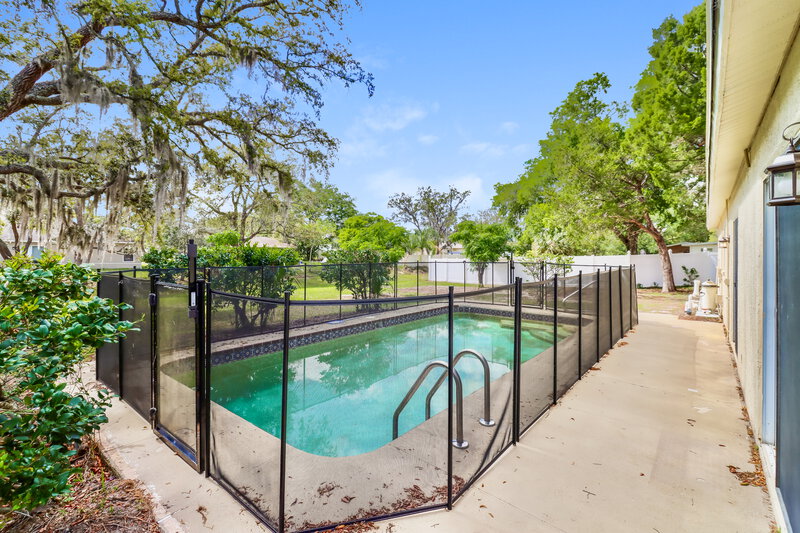 1,915/Mo, 10564 Blythville Rd Spring Hill, FL 34608 Pool View