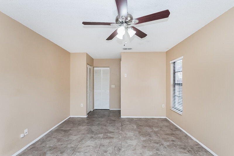 1,755/Mo, 7700 Vienna Ln Port Richey, FL 34668 Main Bedroom View