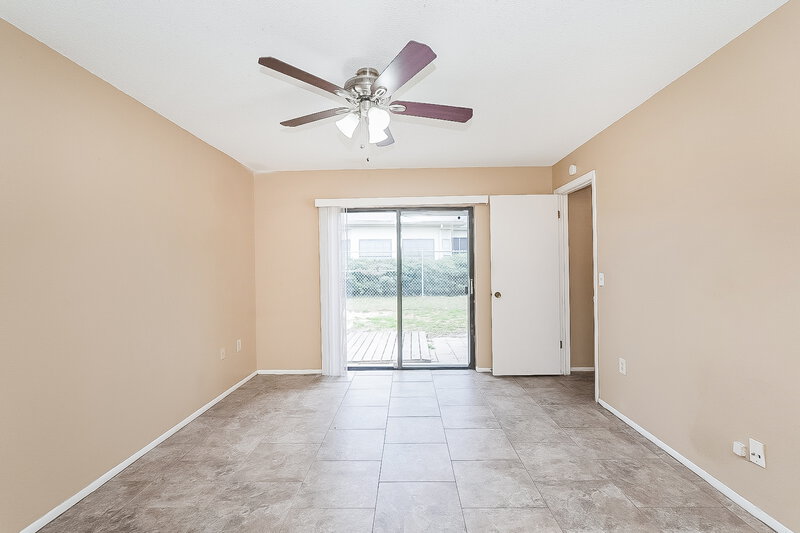 1,755/Mo, 7700 Vienna Ln Port Richey, FL 34668 Main Bedroom View 2