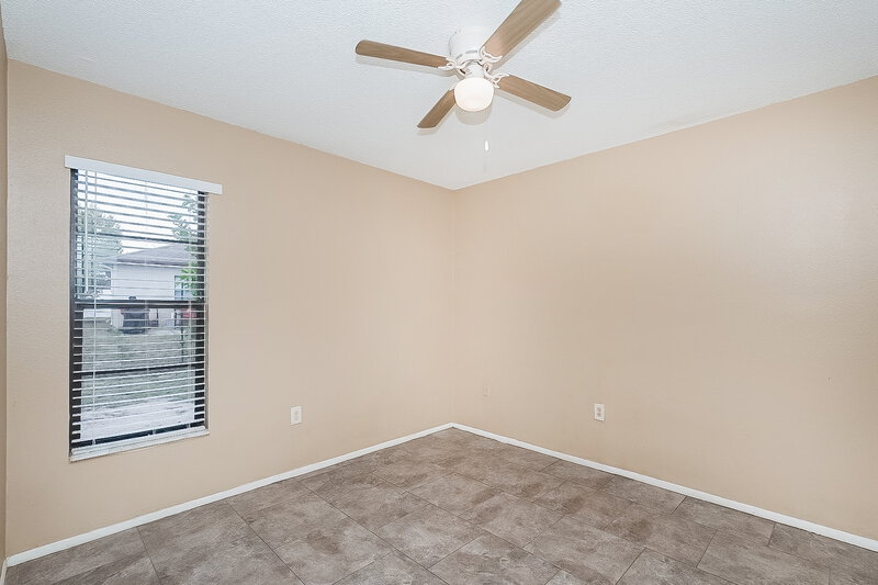 1,755/Mo, 7700 Vienna Ln Port Richey, FL 34668 Bedroom View 2